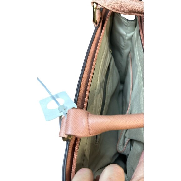 Pink top handle handbag unbranded gold tone accents zip close 10 x 12 inches - Picture 13 of 16